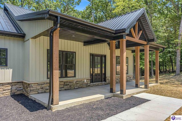 40 Columbine Court, Brandenburg, KY 40108