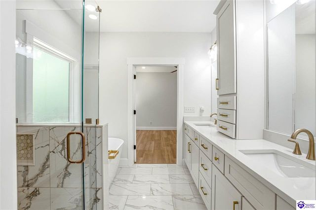 40 Columbine Court, Brandenburg, KY 40108