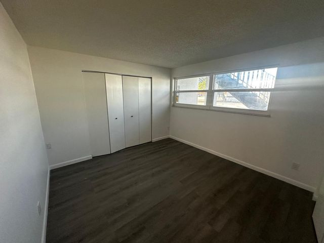 23 SE 12th Street 103, Dania Beach, FL 33004