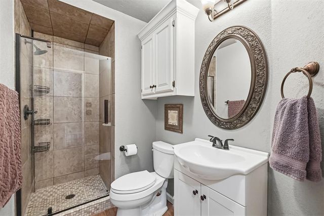 8224 NE 140th Street, Edmond, OK 73013