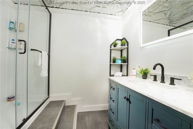 2076 Terry Road, South Charleston, WV 25309