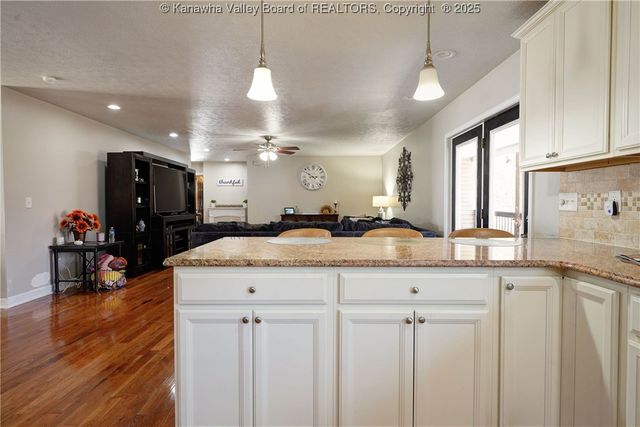 2076 Terry Road, South Charleston, WV 25309