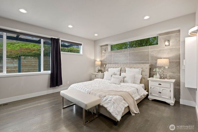 1422 Browns Point Boulevard, Tacoma, WA 98422