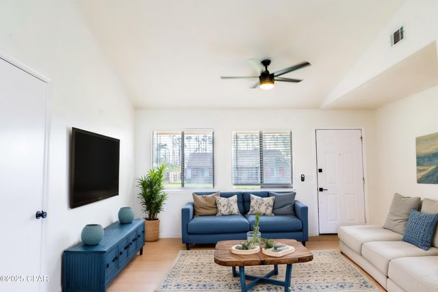 206 Acme Lane, Lynn Haven, FL 32444