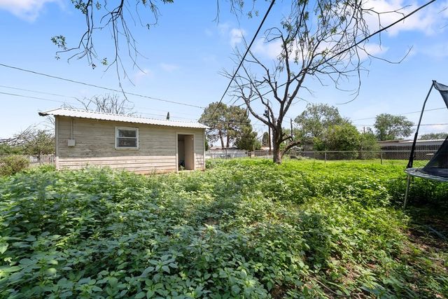 1213 Ridgeroad Dr, Big Spring, TX 79720