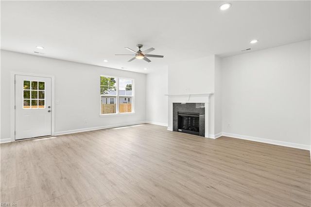 3405 Commonwealth Ave AVE, Portsmouth, VA 23707