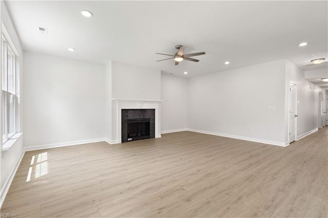 3405 Commonwealth Ave AVE, Portsmouth, VA 23707