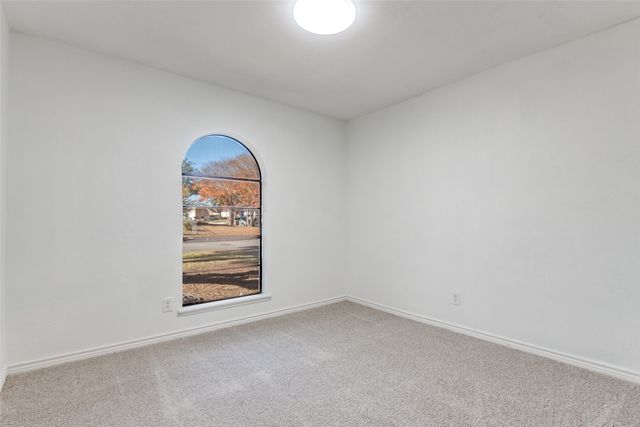 6006 Lakecrest Drive, Garland, TX 75043