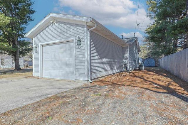 308 W Fourth Street, Gladwin, MI 48624