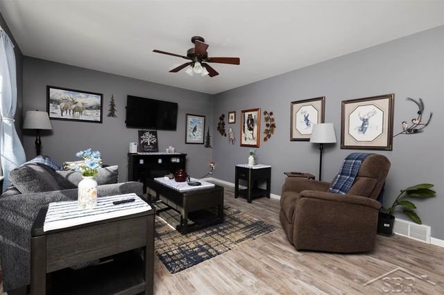 308 W Fourth Street, Gladwin, MI 48624