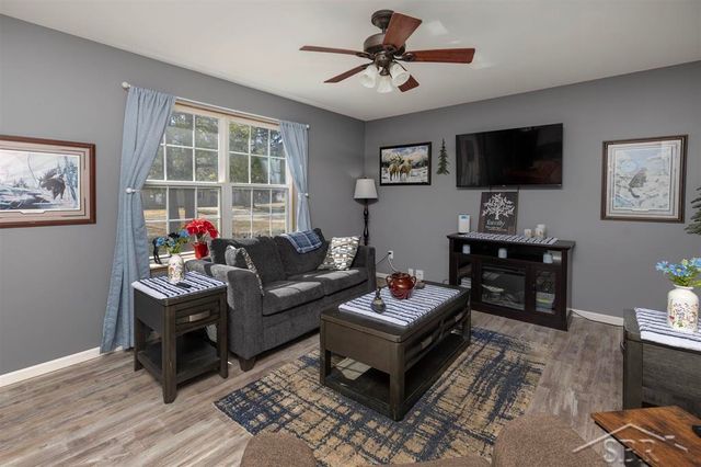 308 W Fourth Street, Gladwin, MI 48624