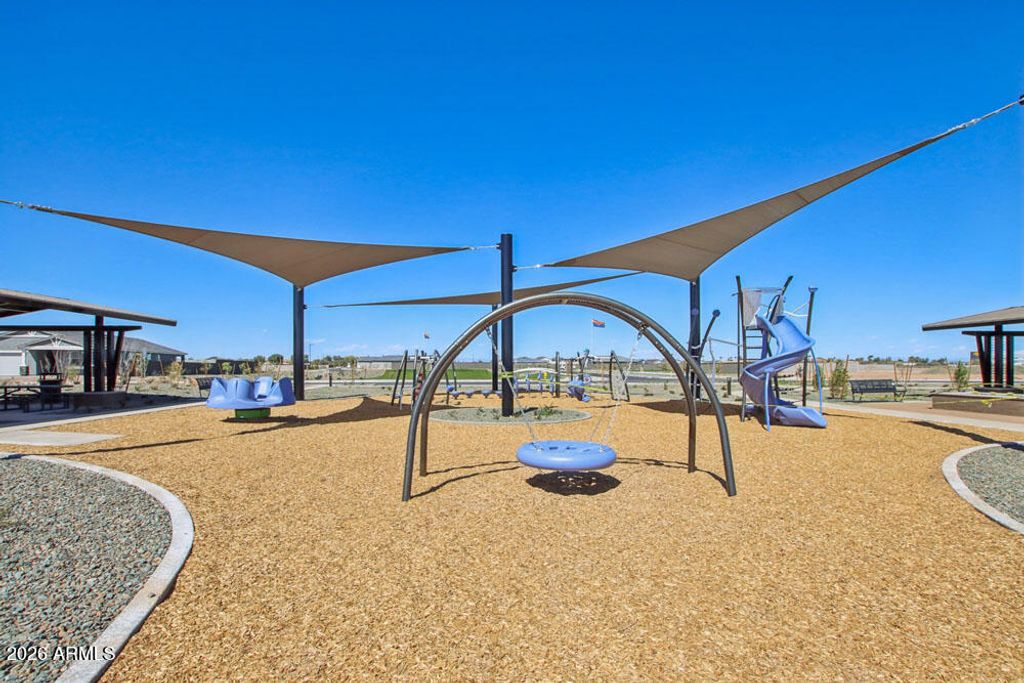 Image 6 of property listing at 15611 W ONYX Avenue, Waddell, AZ 85355