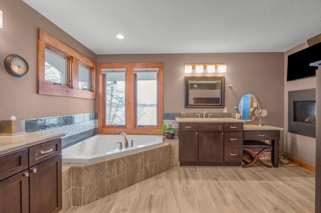 17678 83rd Avenue N, Maple Grove, MN 55311