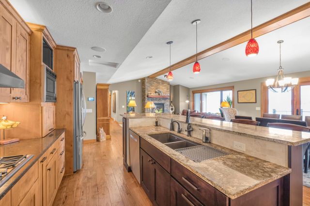 17678 83rd Avenue N, Maple Grove, MN 55311