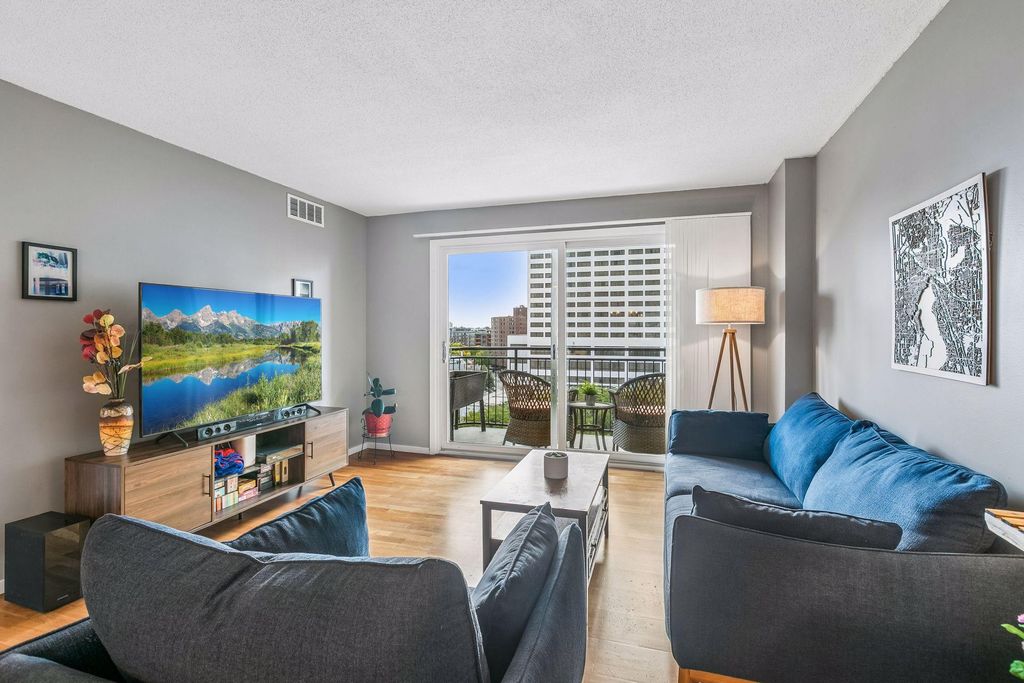 1200 Nicollet Mall 911, Minneapolis, MN 55403 — exterior