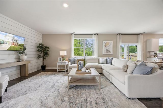 713 Sea Biscuit BLVD, Yorktown, VA 23690