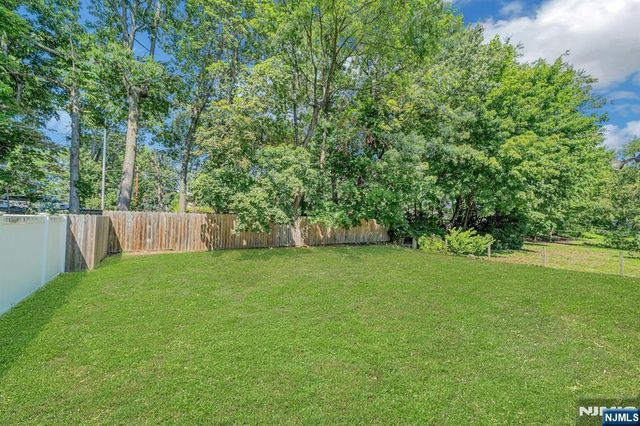 32-15 Southern Drive, Fair Lawn, NJ 07410
