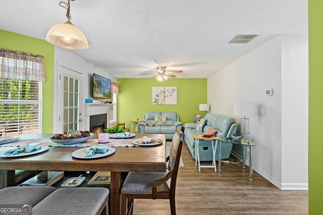 6408 Sparrow Way, Stone Mountain, GA 30087