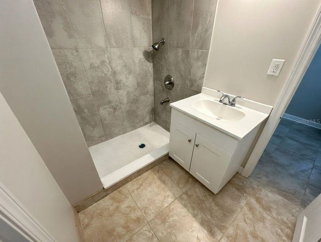 4033 NEWCASTLE DRIVE, New Port Richey, FL 34652