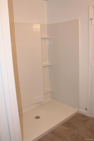 58228 KINCAID Street, New Haven Village, MI 48048