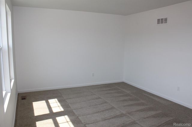 58228 KINCAID Street, New Haven Village, MI 48048