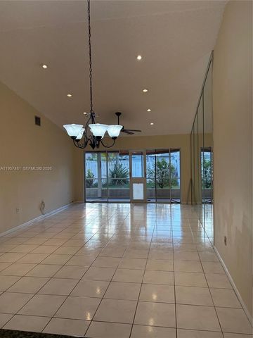 1091 SW 110th Ter, Davie, FL 33324