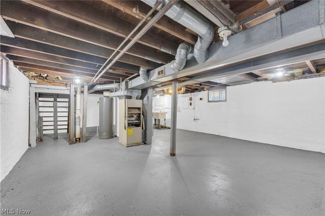 3203 Ingleside Drive, Parma, OH 44134