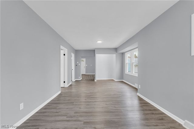 3203 Ingleside Drive, Parma, OH 44134