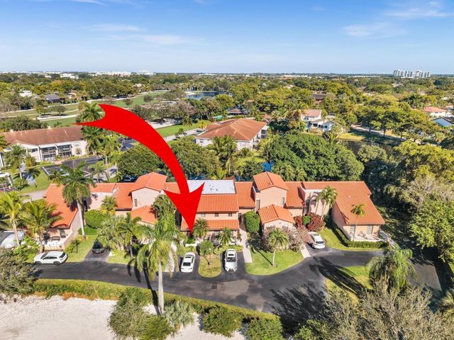 9050 Jacaranda Lane 3, Plantation, FL 33324