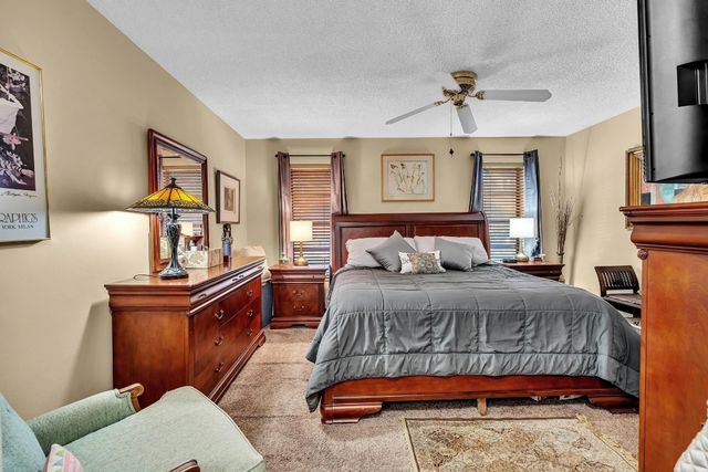 9050 Jacaranda Lane 3, Plantation, FL 33324