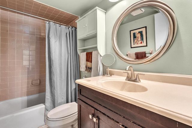 9050 Jacaranda Lane 3, Plantation, FL 33324