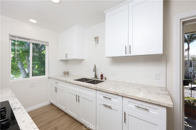 1405 E 1st 10, Long Beach, CA 90802