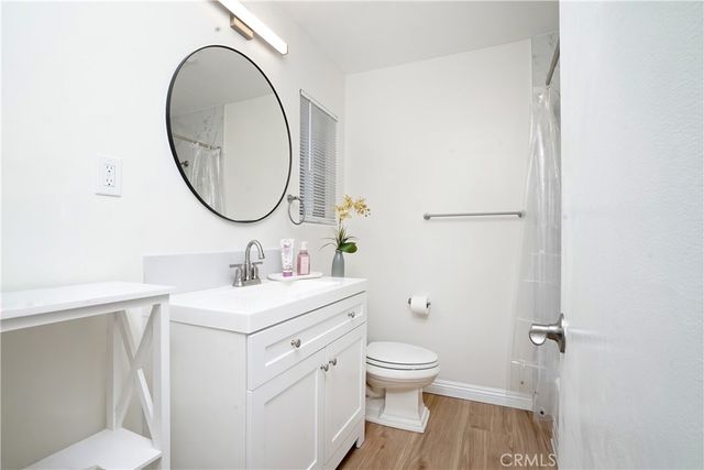 1405 E 1st 10, Long Beach, CA 90802