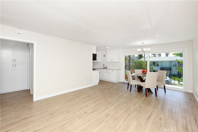 1405 E 1st 10, Long Beach, CA 90802