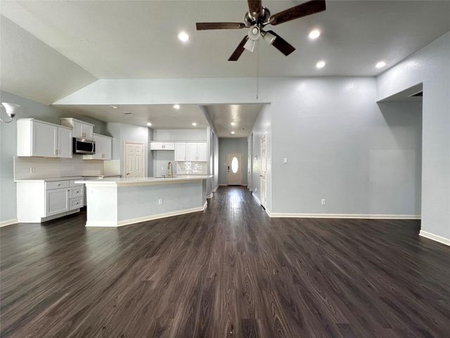 1216 Deputy O Mcduffie Jr Street, Cleveland, TX 77327