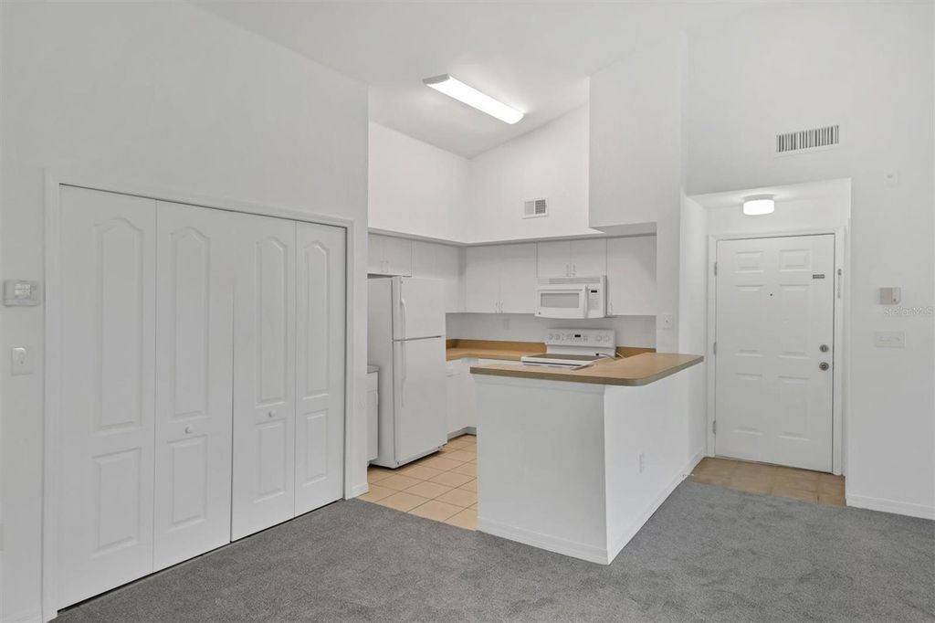 Image 14 of property listing at 4110 CENTRAL SARASOTA PARKWAY 135, Sarasota, FL 34238