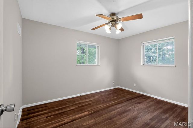 10247 Valley Drive, St Louis, MO 63137