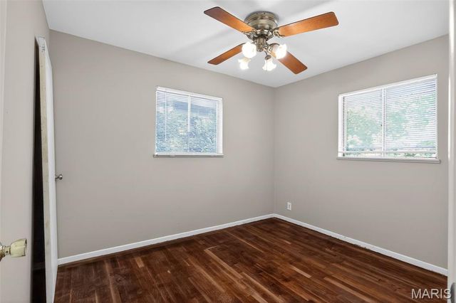 10247 Valley Drive, St Louis, MO 63137