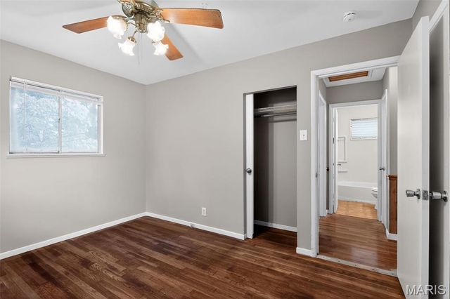 10247 Valley Drive, St Louis, MO 63137