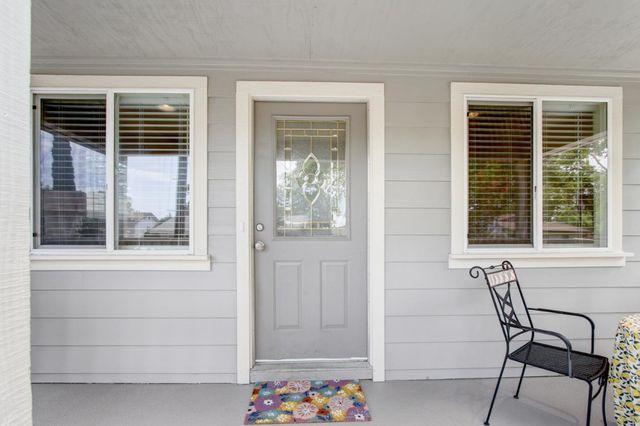 411 Berkeley Ave, Roseville, CA 95678