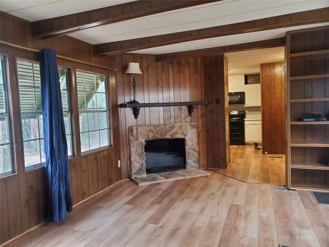18379 Thomas Street, Cleveland, TX 77328