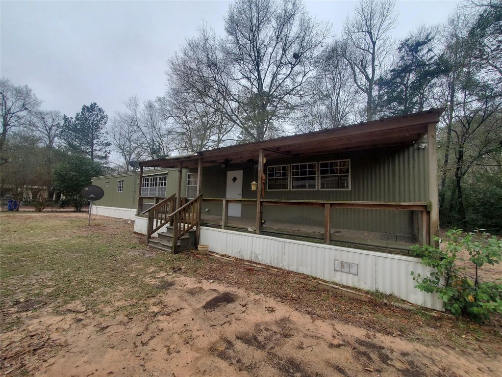 18379 Thomas Street, Cleveland, TX 77328