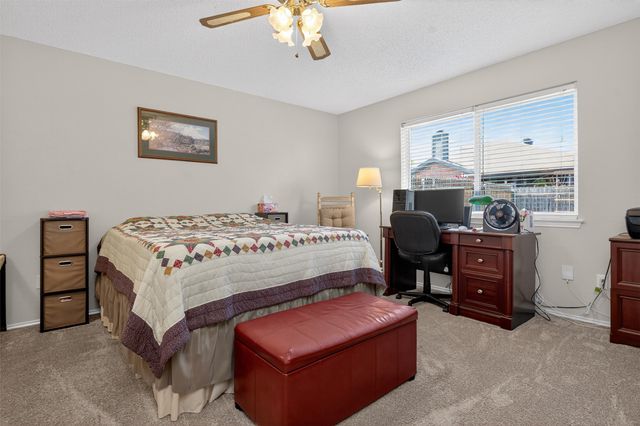 5700 Alicante Drive, Arlington, TX 76017