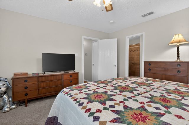 5700 Alicante Drive, Arlington, TX 76017