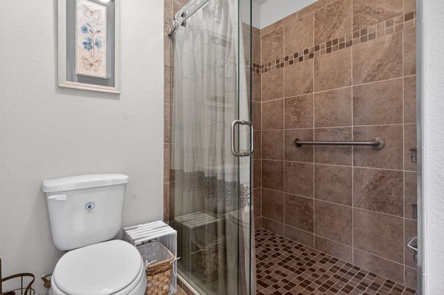 5700 Alicante Drive, Arlington, TX 76017