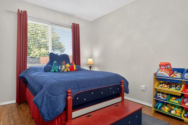 5700 Alicante Drive, Arlington, TX 76017