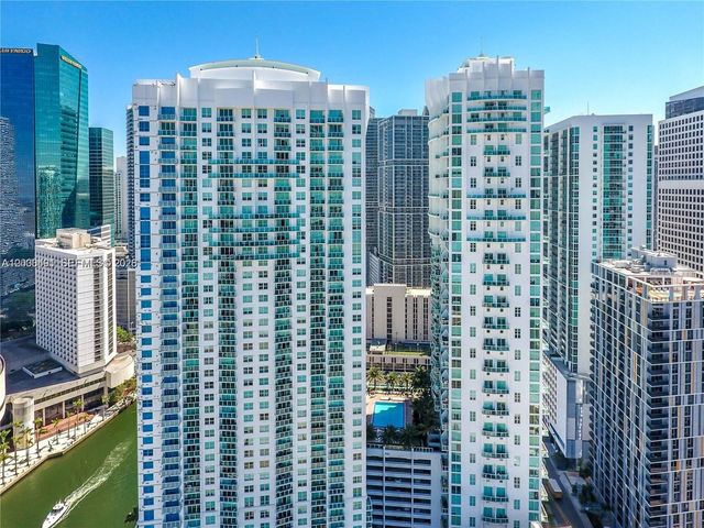 31 SE 5th St 4212, Miami, FL 33131