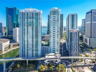 31 SE 5th St 4212, Miami, FL 33131