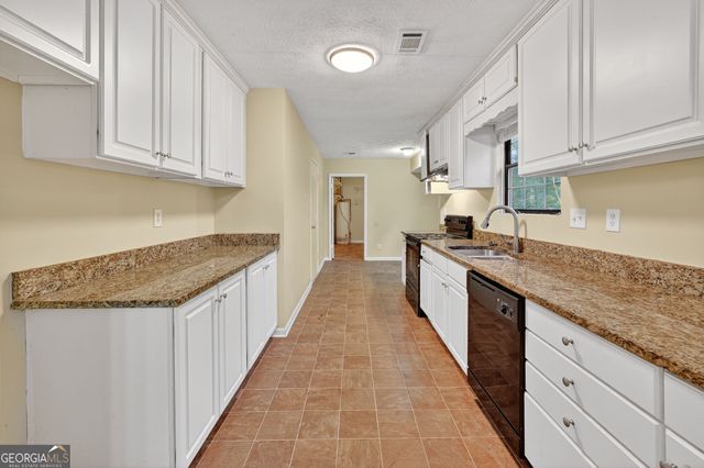 3333 Saxony Way, Lithonia, GA 30038