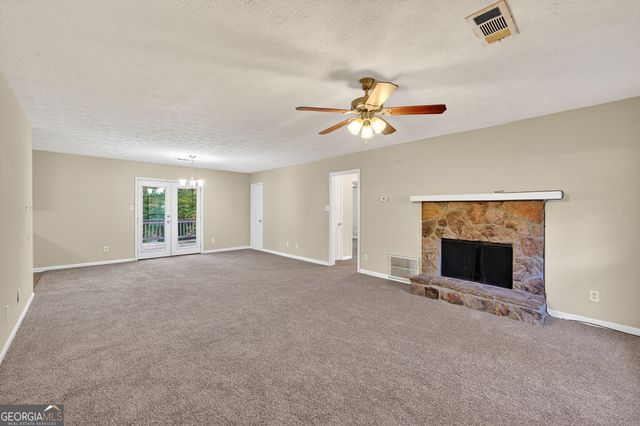 3333 Saxony Way, Lithonia, GA 30038